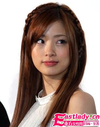 必學(xué) 8種風(fēng)格希臘花環(huán)編發(fā)