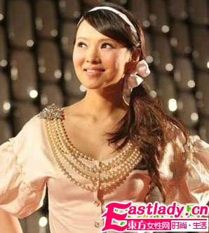 向美容大王大S學(xué)習(xí)護(hù)發(fā)經(jīng)