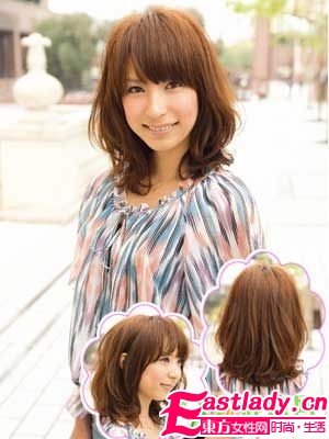 09秋季超甜美日系中長卷發(fā)造型