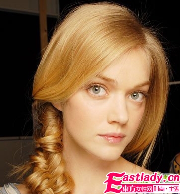 你愛(ài)哪一款 T臺(tái)唯美麻花辮