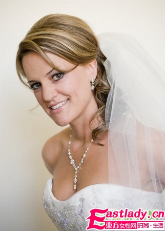 18款唯美新娘發(fā)型 最美的剎那
