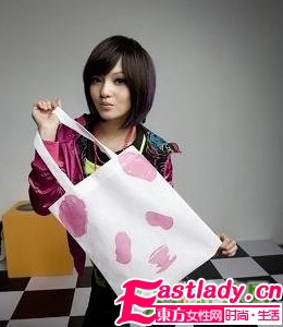 張韶涵俏皮演繹11款魅力發(fā)型