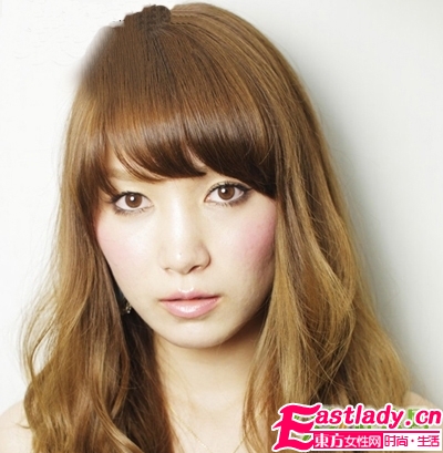 適合額頭大MM的7款發(fā)型