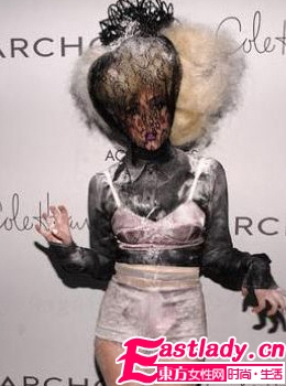 盤點(diǎn)年度最讓人崩潰的雷人發(fā)型