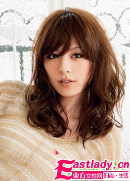 不同臉型的風(fēng)韻女人味卷發(fā)
