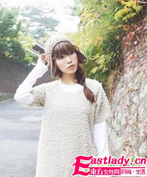 入冬時尚 看線帽如何搭配大卷發(fā)