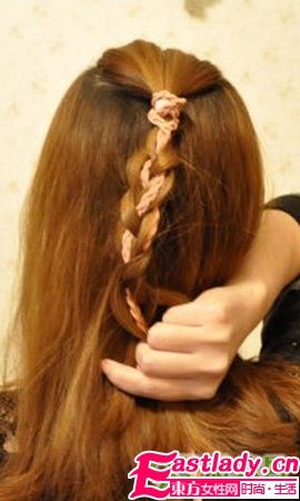 波西米亞發(fā)辮步驟圖解