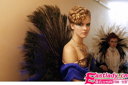 莫斯科另類發(fā)型秀 雷過Lady GaGa