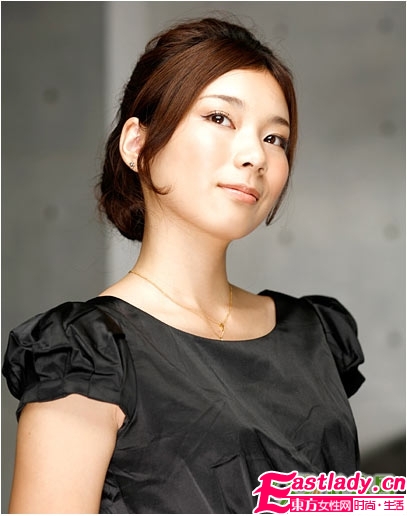 唯美氣質(zhì) 五款浪漫韓式盤發(fā)