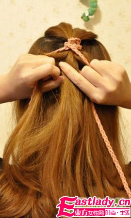 波西米亞發(fā)辮步驟圖解