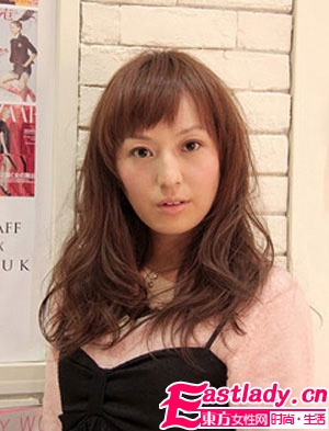 打造瓜子臉的6款經(jīng)典發(fā)型