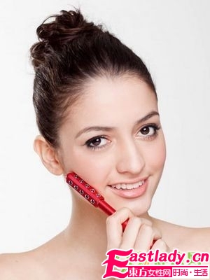 不同臉形如何選對絕配發(fā)型