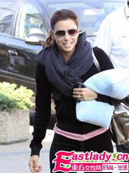 歐美街拍女王們的簡潔時尚發(fā)型