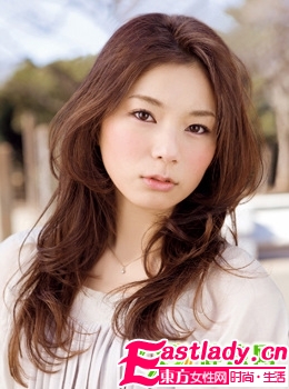 超聚人氣 入秋甜美長(zhǎng)卷發(fā)
