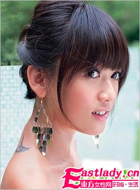 超實用顯瘦韓式盤發(fā)技巧