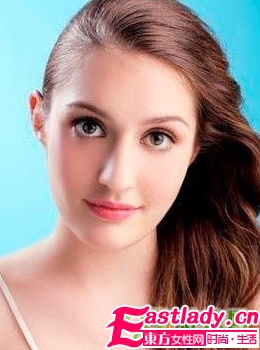 最新冬季簡(jiǎn)約美韓式新娘盤發(fā)