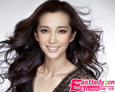 讓頭發(fā)蓬松的三個(gè)技巧