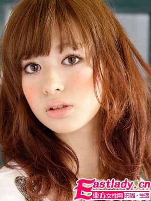 輕熟女最愛秋冬時(shí)尚中短發(fā)