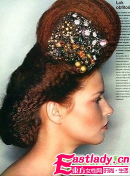 驚艷風情 復古盤發(fā)的高貴