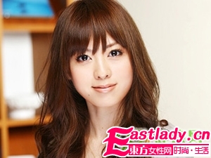 盤點亞麻色染發(fā)與著裝技巧