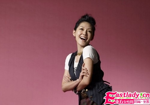 驚艷模仿 看小S玩轉(zhuǎn)長(zhǎng)短發(fā)