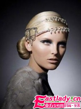 09秋冬華麗經(jīng)典發(fā)飾巴黎發(fā)布