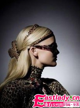 09秋冬華麗經(jīng)典發(fā)飾巴黎發(fā)布