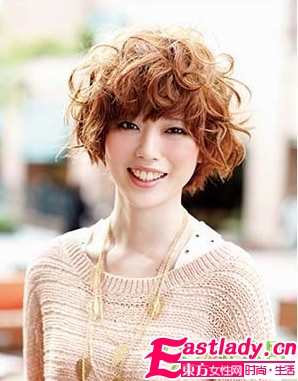 方臉型MM最適合的5款短發(fā)發(fā)型