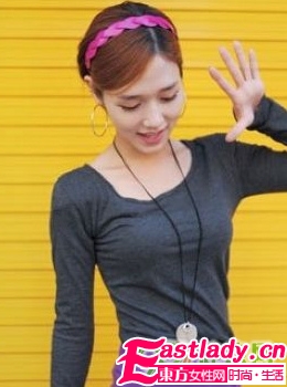 秋季最新韓國街拍時尚大卷發(fā)