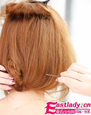 DIY時(shí)尚 長發(fā)變短發(fā)圖解4步驟