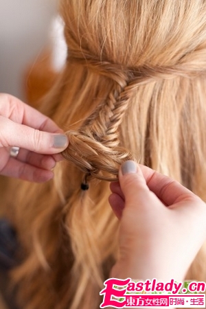 公主頭魚尾辮的編法圖解