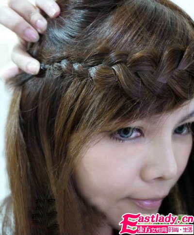 日系劉海編發(fā)的步驟圖解