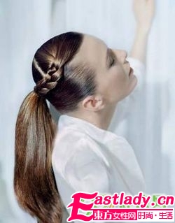 時(shí)尚元素 簡(jiǎn)易馬尾變優(yōu)雅的秘密