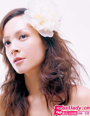 嫵媚時(shí)尚淑女長(zhǎng)發(fā)造型大盤(pán)點(diǎn)