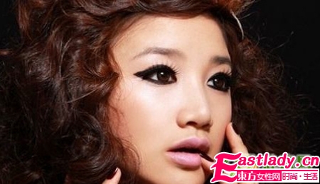 驚艷 潮女圣誕狂歡美艷發(fā)型秀