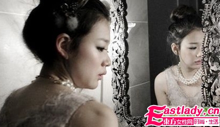 驚艷 潮女圣誕狂歡美艷發(fā)型秀