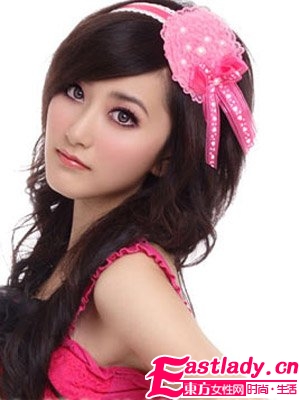 達人教你巧搭發(fā)箍的時尚秘訣