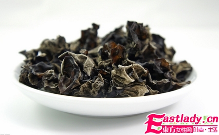 護(hù)發(fā)必吃的黑五類 治脫發(fā)白發(fā)