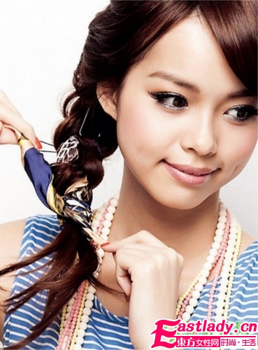 秋季發(fā)型 2款復(fù)古風(fēng)絲巾系發(fā)