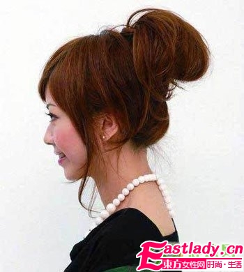 最實用花苞頭盤發(fā)步驟圖解