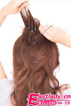 達(dá)人打造浪漫法式公主頭圖解