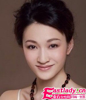 提升氣質(zhì)的李小冉經(jīng)典發(fā)型