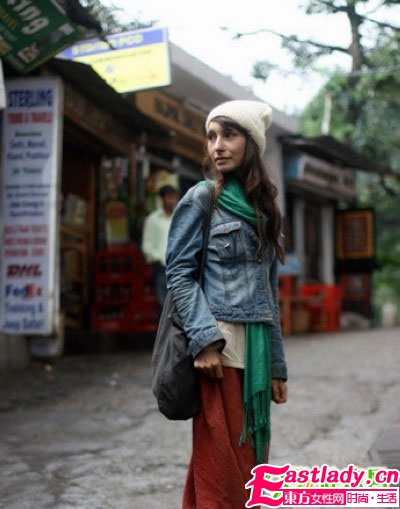 歐美街拍 圍巾發(fā)型時(shí)尚巧搭