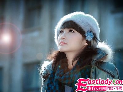 頭發(fā)靜電產(chǎn)生的原因 如何預(yù)防頭發(fā)靜電