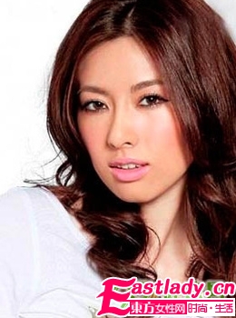 嫵媚活力 冬季最新蓬松浪漫卷發(fā)