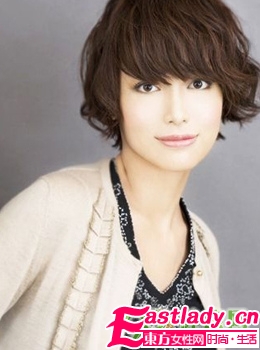 完美劉海 巧搭蓬松浪漫卷發(fā)