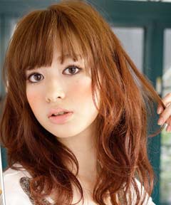 DIY卷梨花頭發(fā)型 卷發(fā)棒卷出個(gè)性