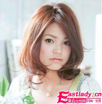 最流行的8款瘦臉劉海發(fā)型