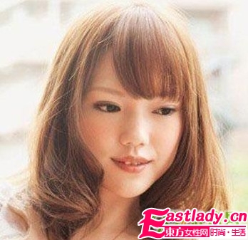 最流行的8款瘦臉劉海發(fā)型