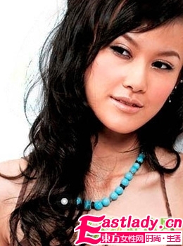 嫵媚活力 冬季最新蓬松浪漫卷發(fā)